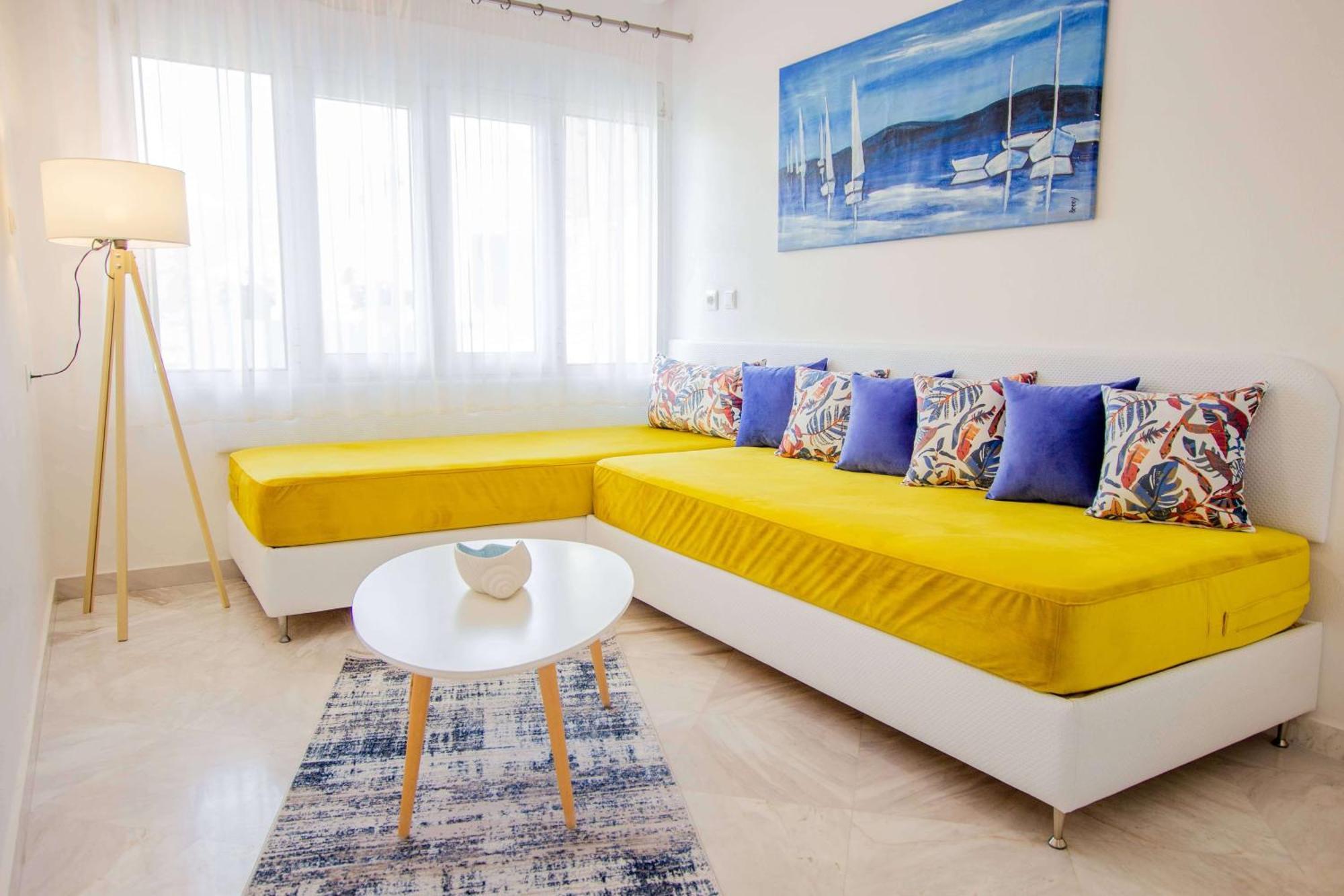 Ilion Luxury Apartments アスプロヴァルタ エクステリア 写真